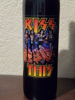 KISS Vintage Collectors Edition Wine Bottle 