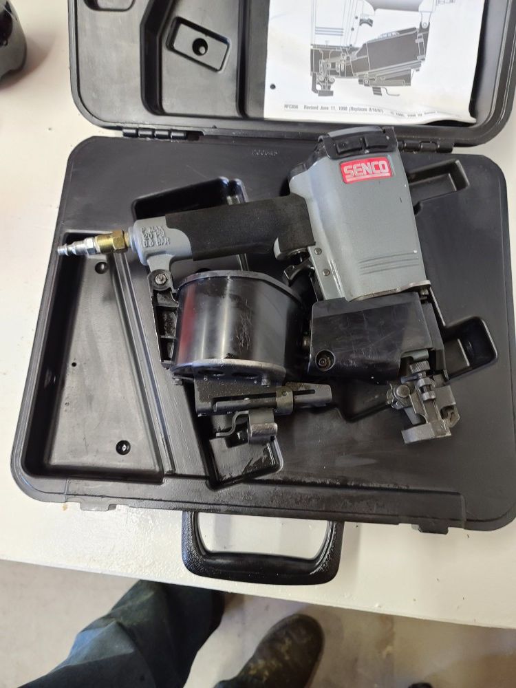 Senco SCN40R Roofing Nail Gun. for Sale in Gresham, OR OfferUp