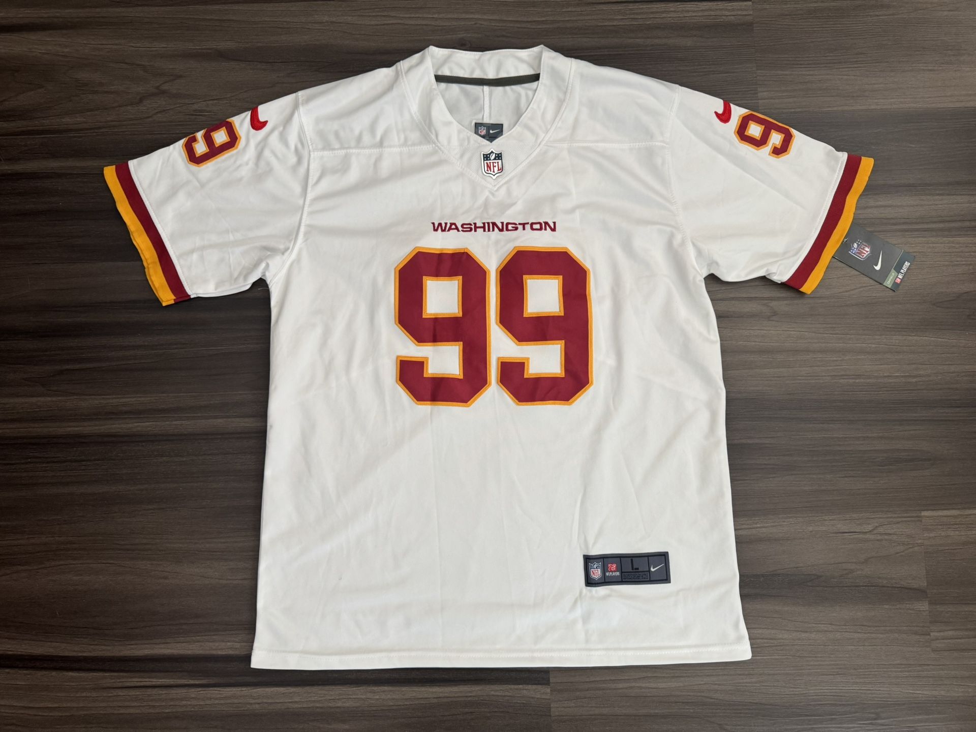 Nike Washington Redskins Commanders Chase Young #99 Stitched Jersey Men’s Large