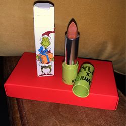 Kylie Jenner Grinch Lipstick