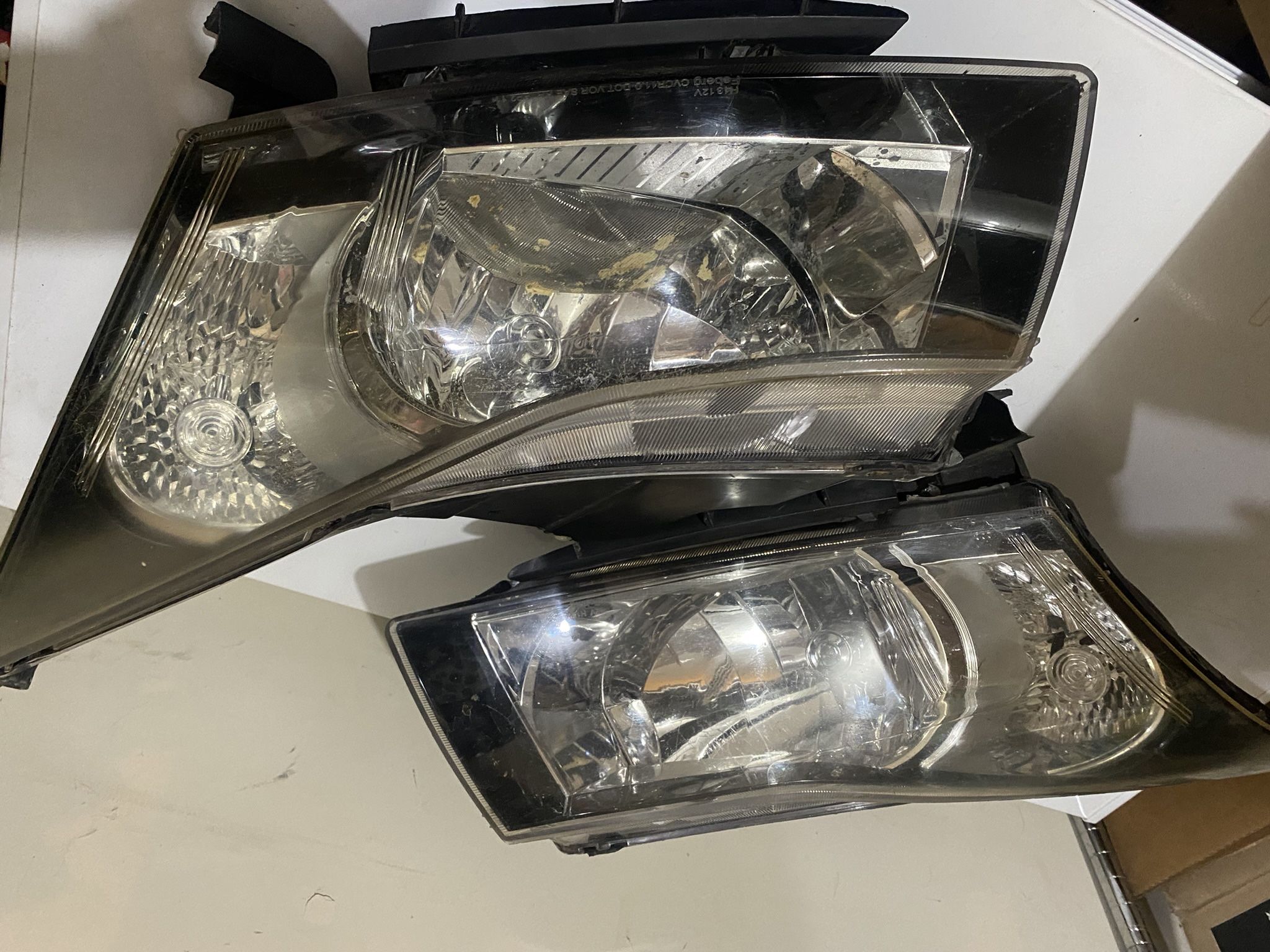 2012 Chevy Cruze Head Light Assembly