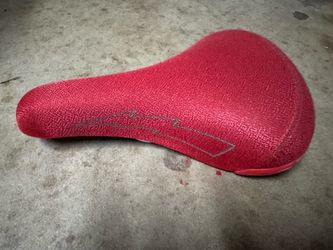 SE BIKES BMX FLYER RAILED SEAT RED PADDED SE RACING
