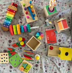Lovevery Baby (5-6m) &  Wooden Toy Set