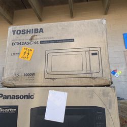 Toshiba countertop microwave oven with conviction, smart sensor, sound and LCD display