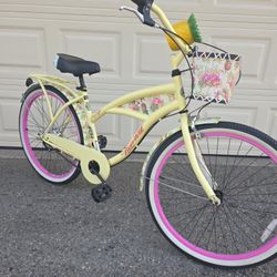 26  Inch MARGARITAVILLE Beach Crusier Bike. 