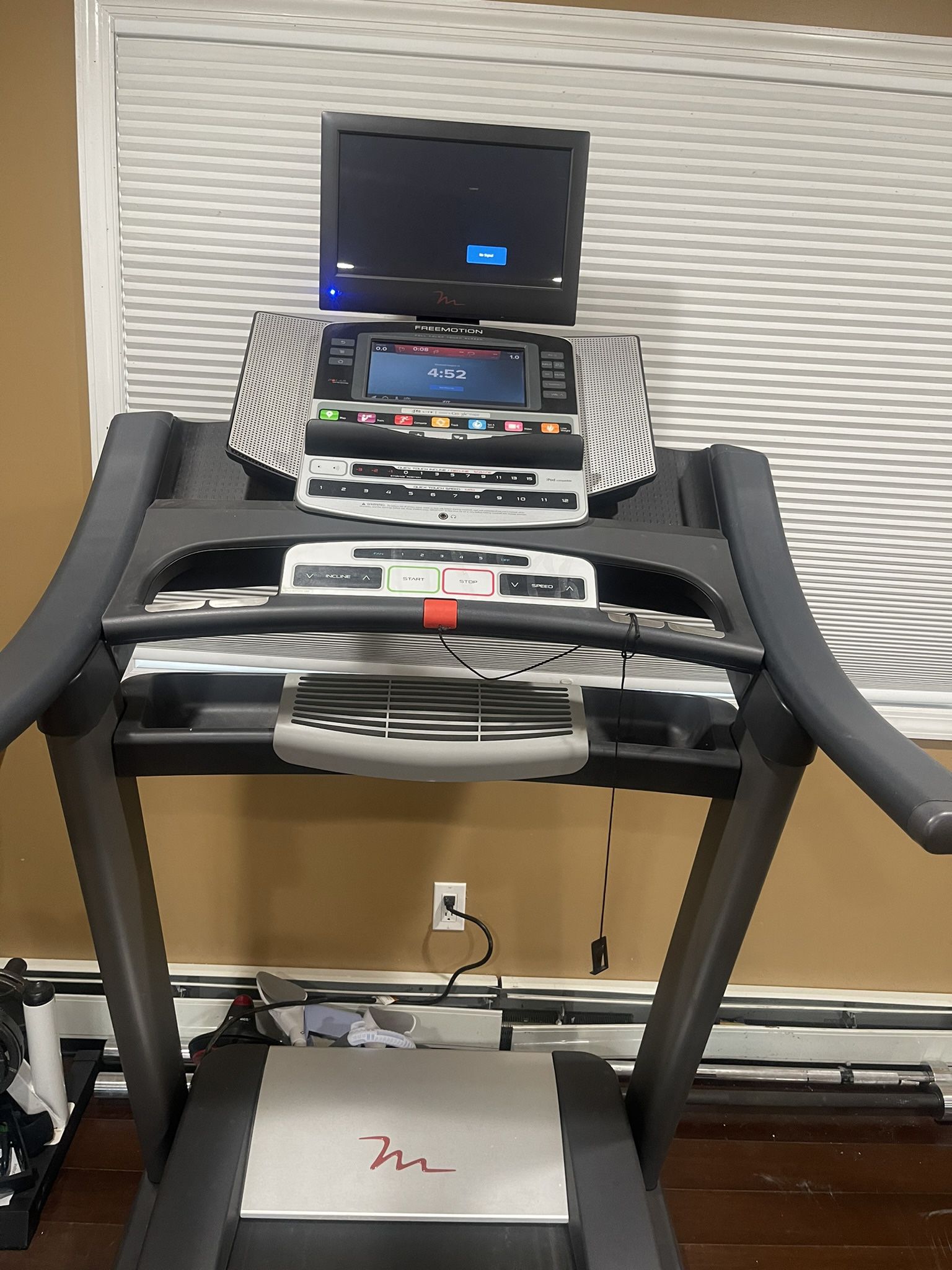 freemotion 790 interactive treadmill Barely Used 