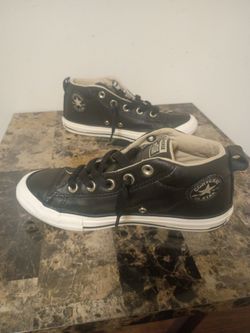 CONVERSE ALL STAR Chuck Taylor Black Leather Junior Size 3 Sneakers