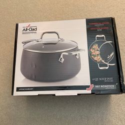 ALL-CLAD FOUR QUART SOUP POT with LID and LADLE—-BRAND NEW in Original Packaging