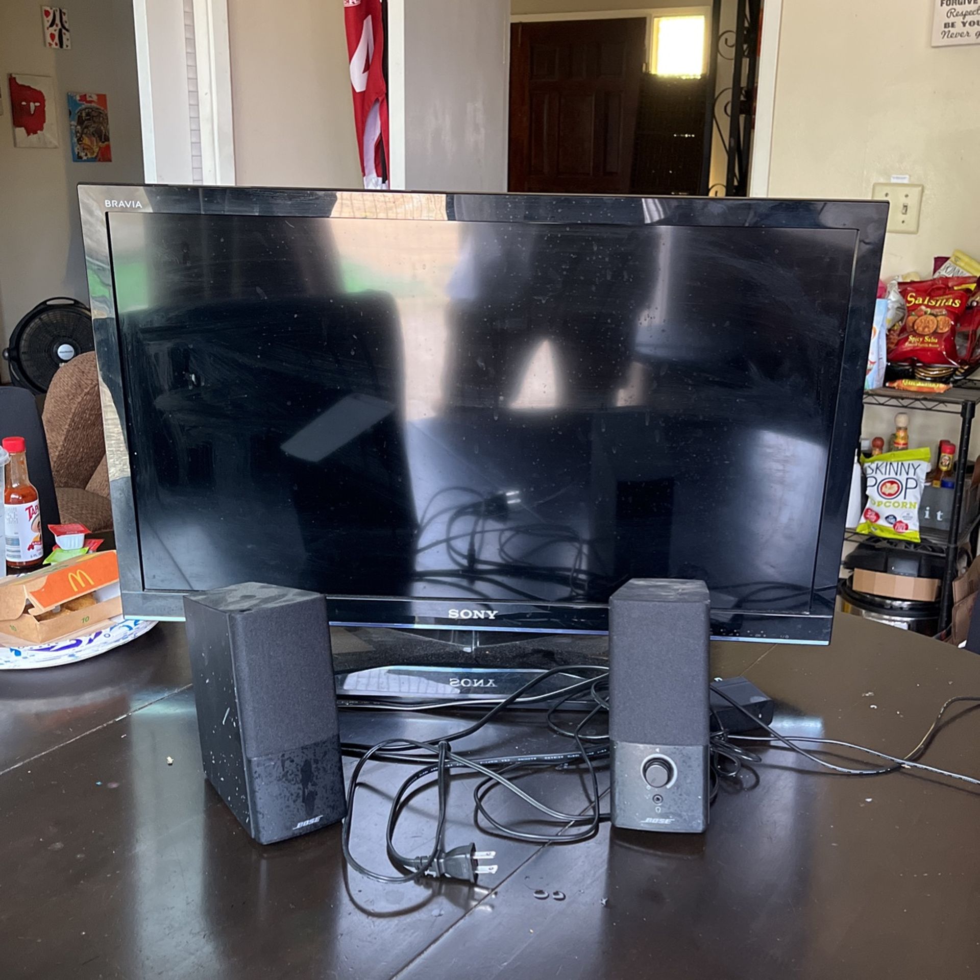 32inch Sony TV W/ Bose Speakers