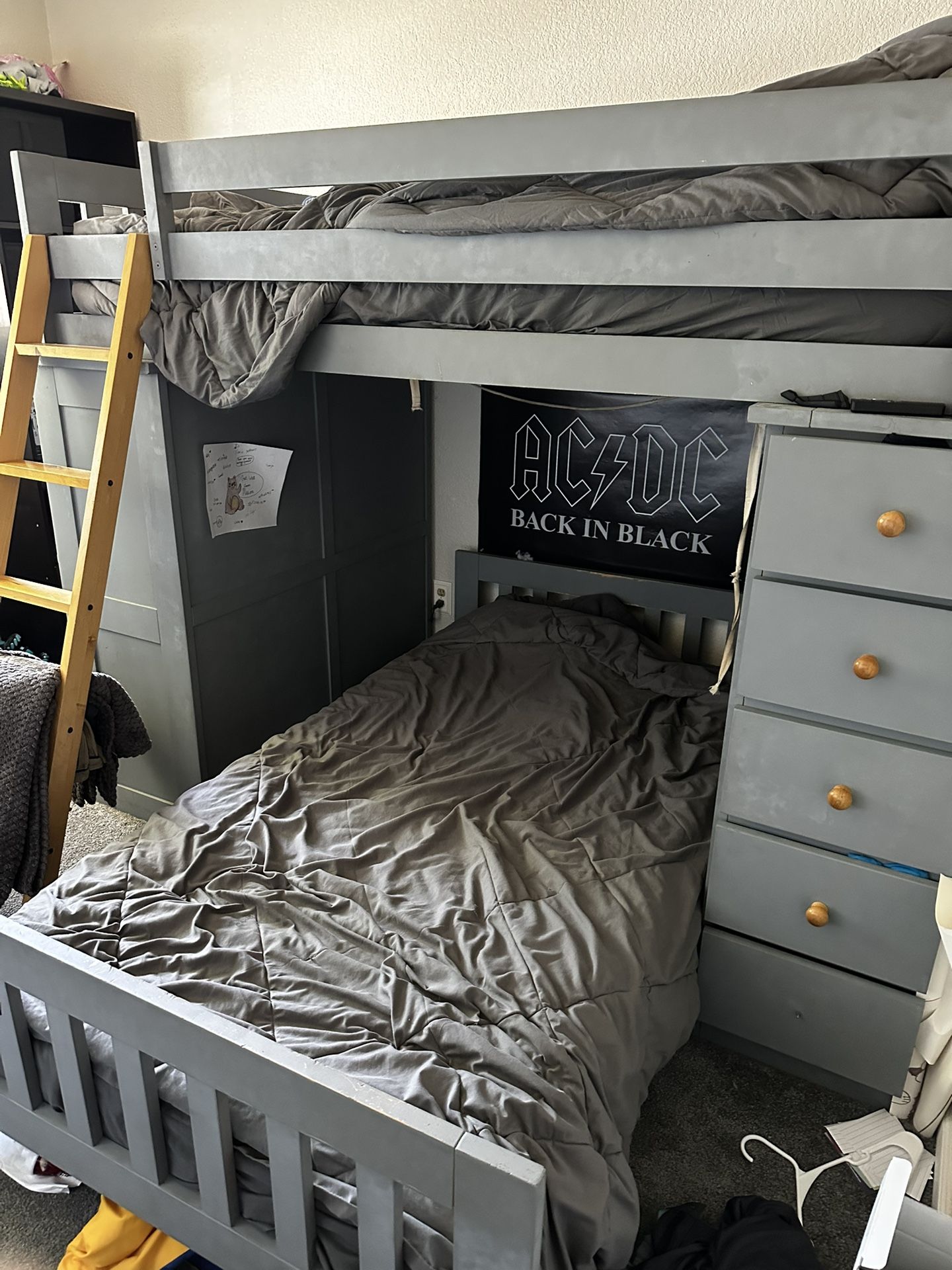 Bunk Bed With Desk & Drawers