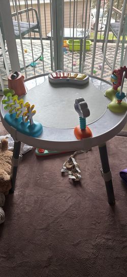 Skip Hop Baby Activity Center 3 Stage Grow with Me