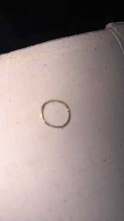 Anillo de oro
