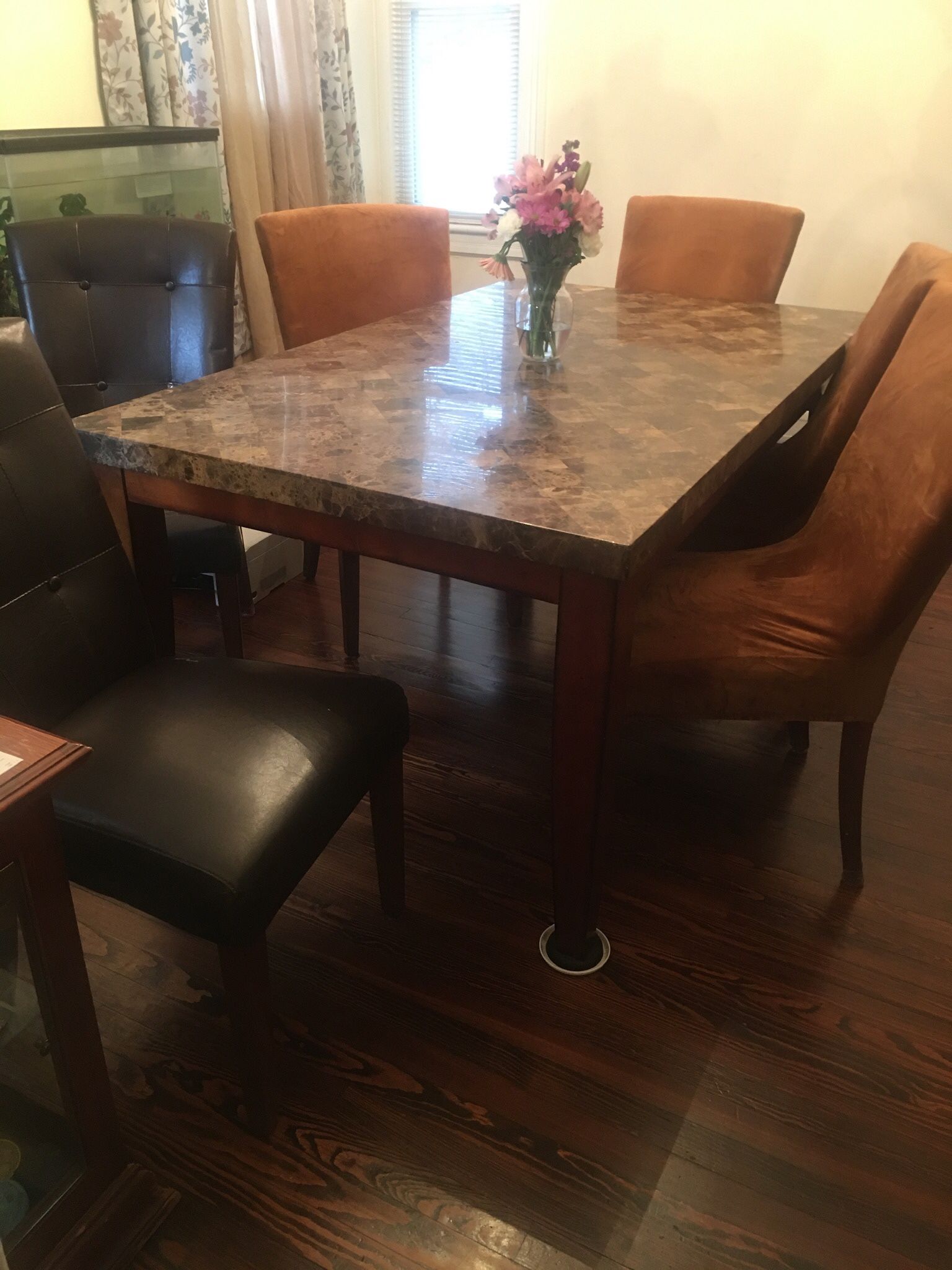 Dining Room Table 