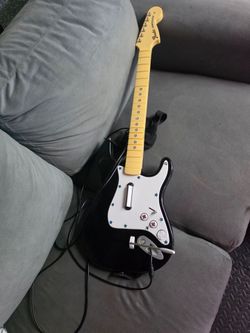 Rock Band Xbox 360 Harmonix Wired Fender Stratocaster Guitar Controller 822152