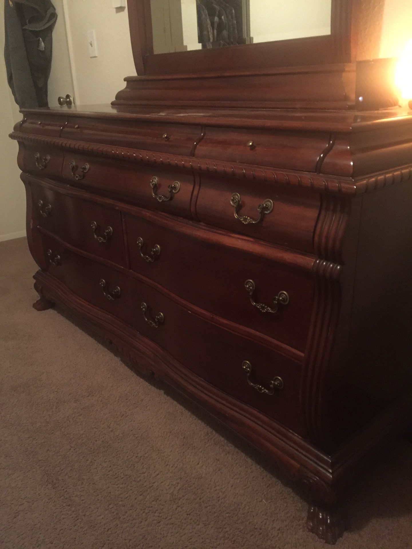 10 Drawer Dresser with Vanity Mirror