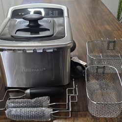 Deep Fryer - Friedora   (Farberware)