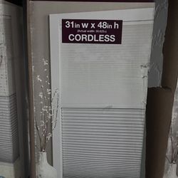 Cordless Cellular Shade Day&night $15 Each