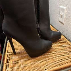 Black High Heel Boots 