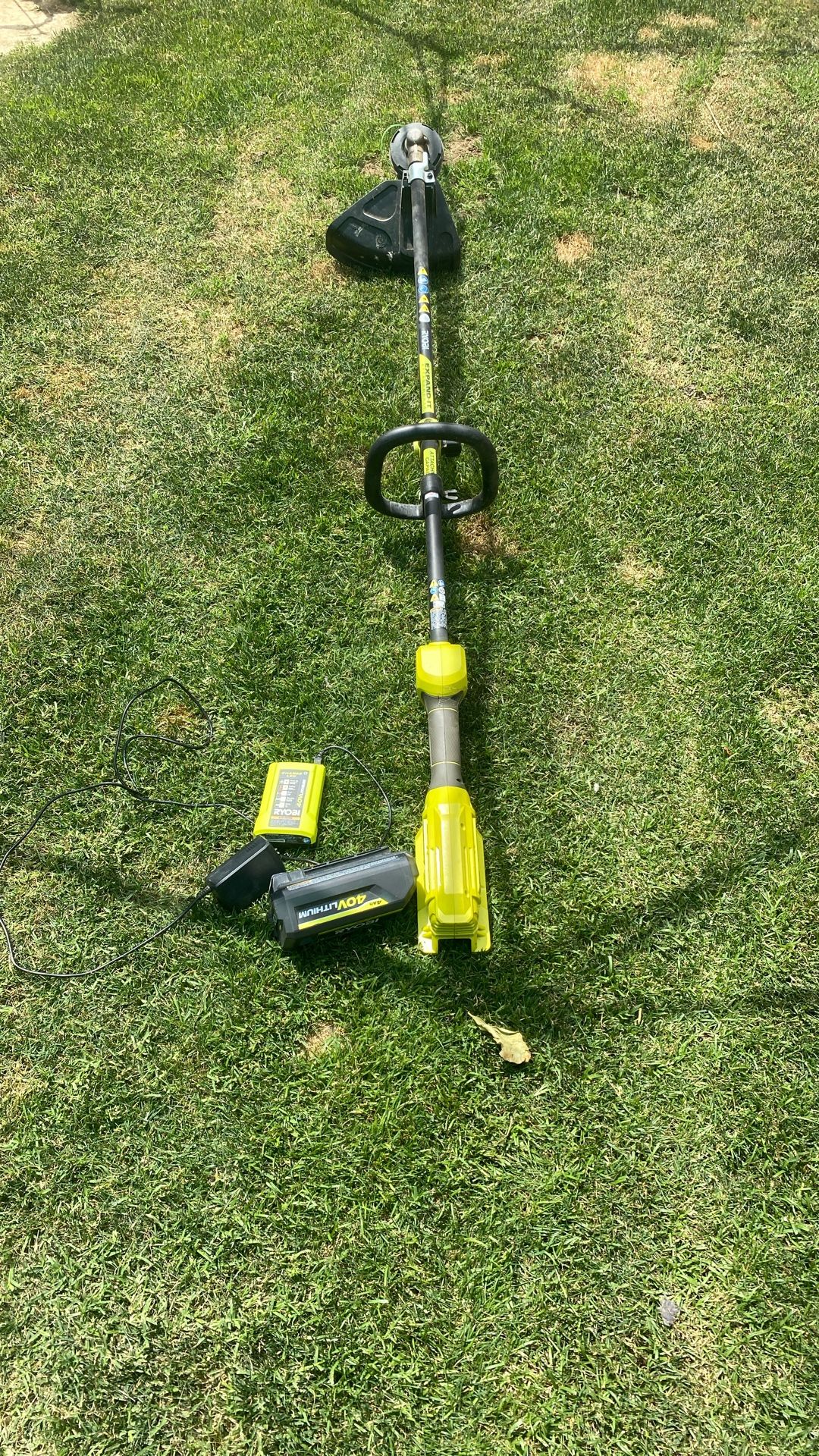 Electri Guiro RYOBI 40. V Works Good