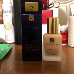 Double Wear Foundation