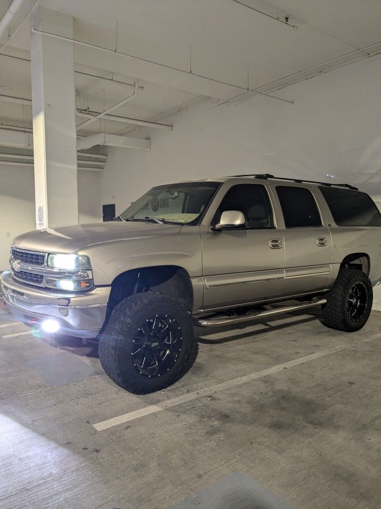 2001 Chevy Suburban