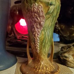 1933 Wisteria  ROSEVILLE  VASE