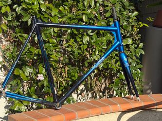 Calfee Tetra-Pro carbon frame fork & headset