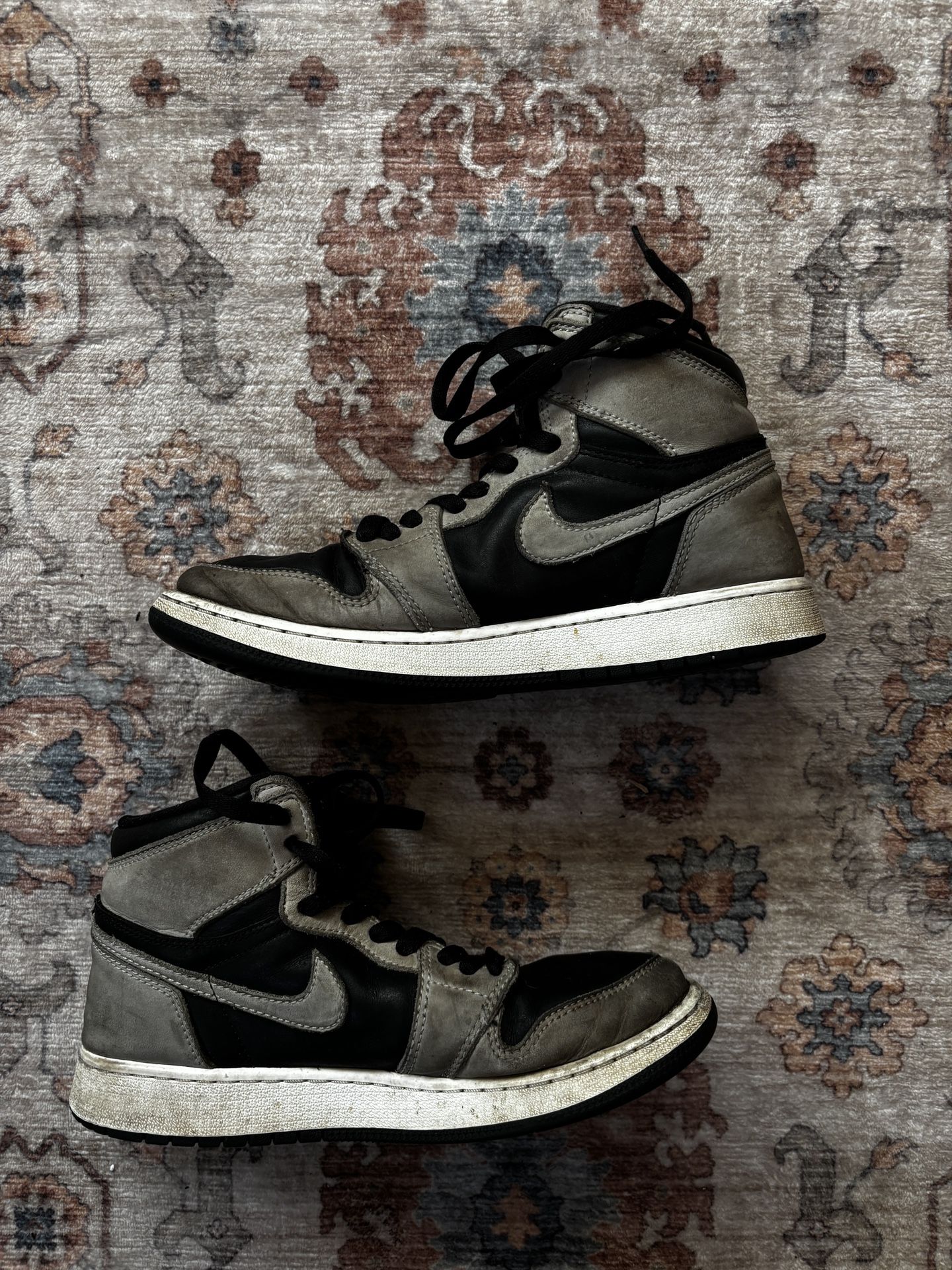 Jordan 1 "Shadow 2.0 (GS)" size 7y