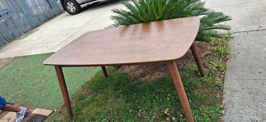 Dinning table with 4 chairs