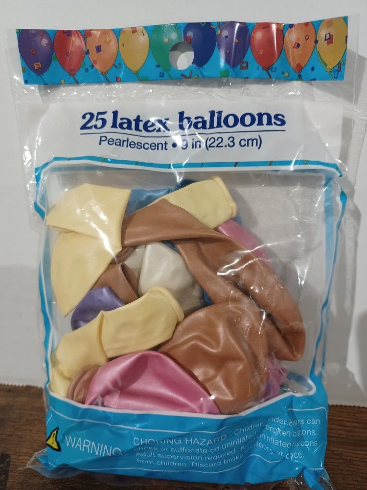 6 Packs Of 25 Count Latex Balloons New In Bags 