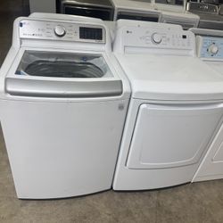 LG HIGH EFFICIENCY WASHER AND DRYER SET 