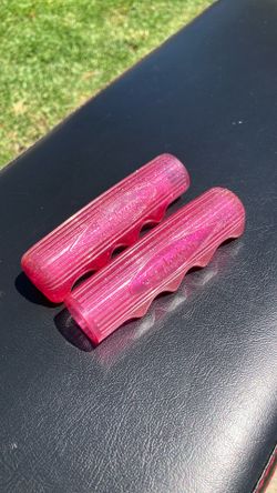 Vintage Schwinn, Stingray Grips, Purple, Violet, Grape Krate,Glitter, Jelly, Schwinn Approved , Located in LaHabra