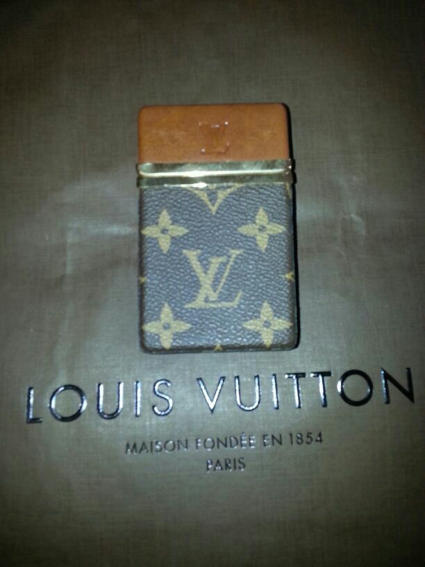 Brand new Louis Vuitton LV Cig Credit card Case Rare for Sale in