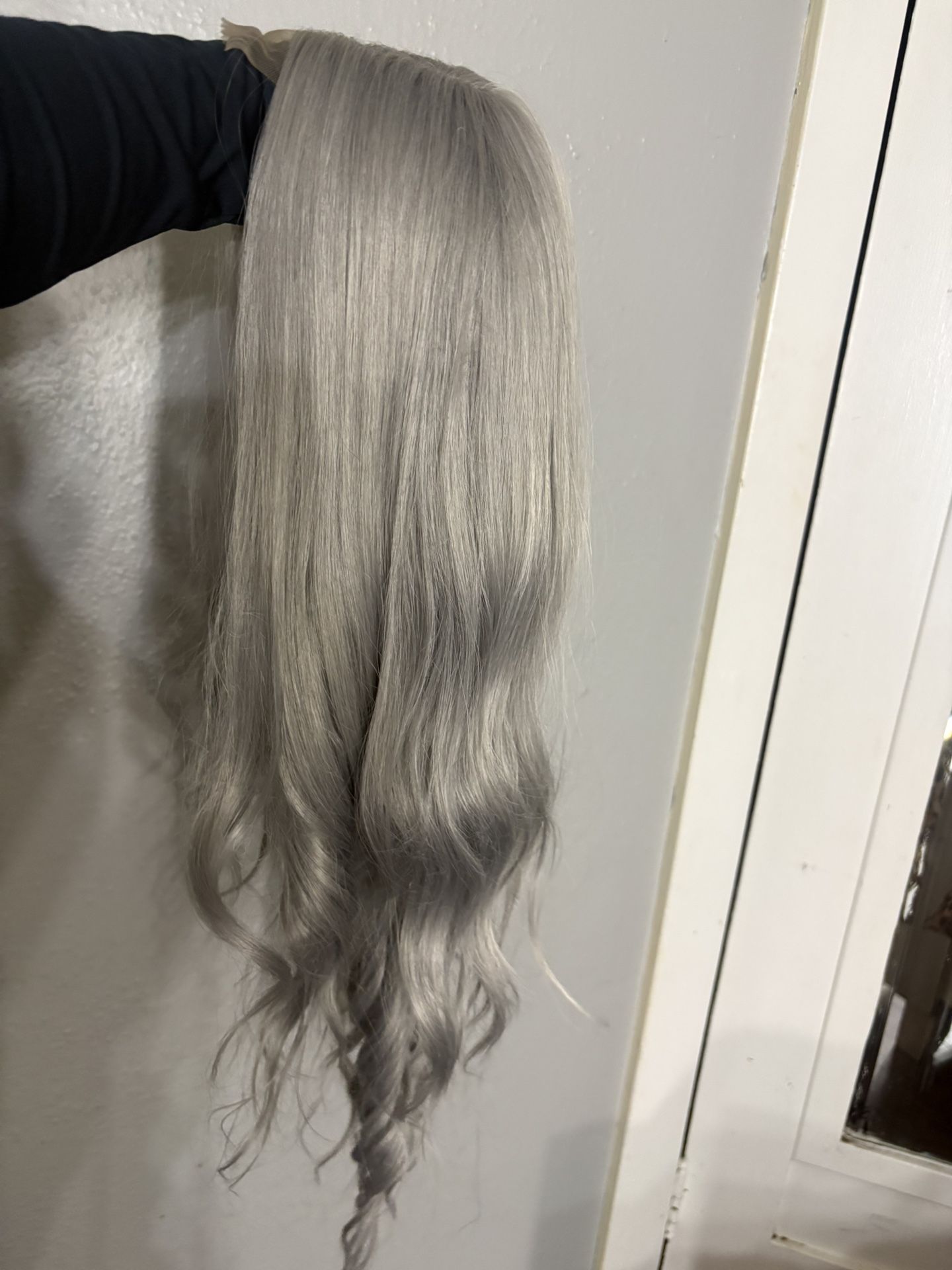 26 Inch Ash Gray Wig 