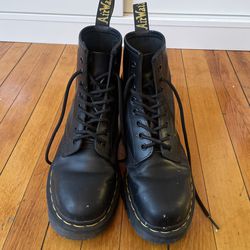 Black Dr Martens Boots with Bouncing Soles