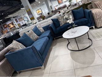 Gorgeous blue sofa set 💙💙💙