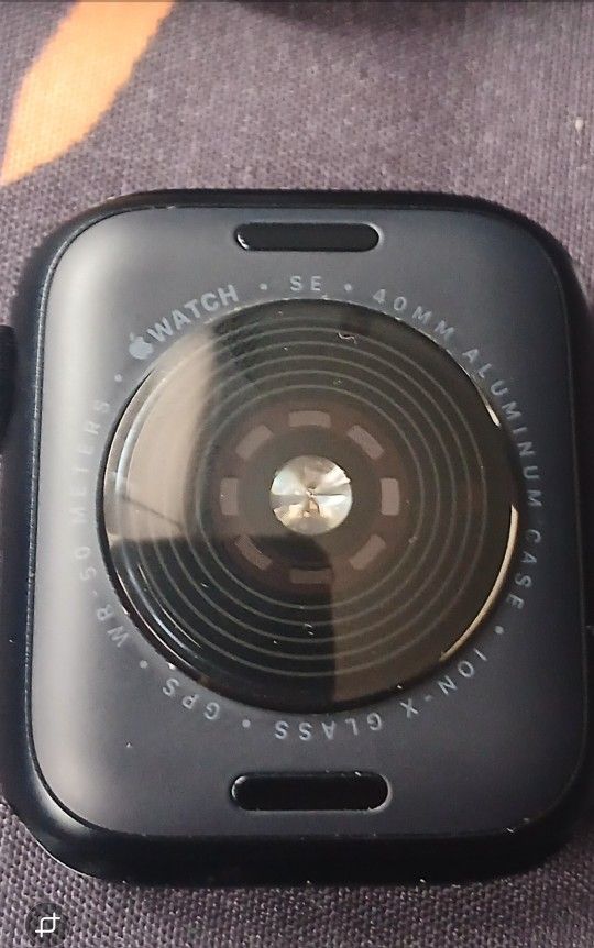 Apple Watch 40mm Aluminum Case (No Charger)