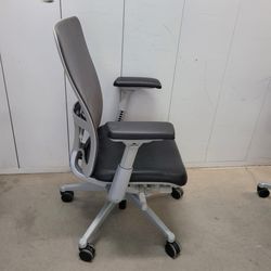 Haworth Zody Ergonomic Task Chair With Lumbar Support