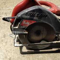 Skil Saw - 2.4 Hp 13 Amp 71/4 Circular Saw