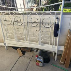 Ike Queen Size Frame 