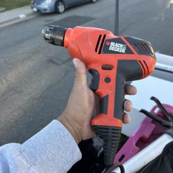 Black & Decker DR250 3/8-inch corded drill/driver