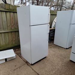 Hotpoint  Refrigerator, Good Shape 