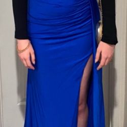 Royal Blue Formal Dress – Size 8 (Worn Once)