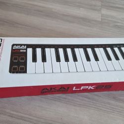AKAI LPK25 Professional MIDI Controller