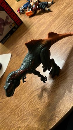 Hammond Collection Concavenator Action Figure - Loose / Excellent