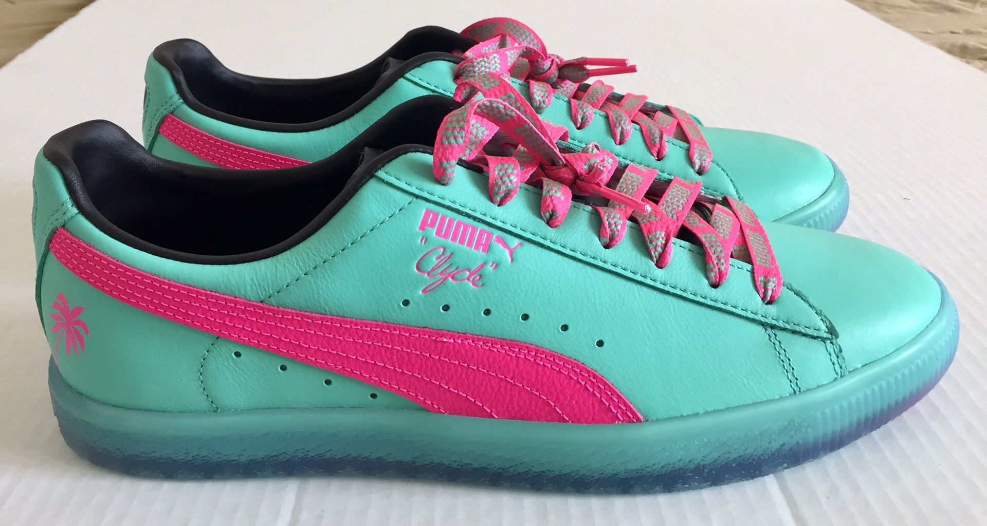 PUMA Clyde South Beach Miami Florida Teal Palm Tree Casual Shoes Mens Sz 10 & 10.5 NEW