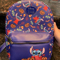 Loungefly stitch Disney stitch Halloween bag wear and tear in photos Coral Springs 33071