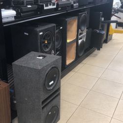 Amplifier Speaker Boxes And Speakers 