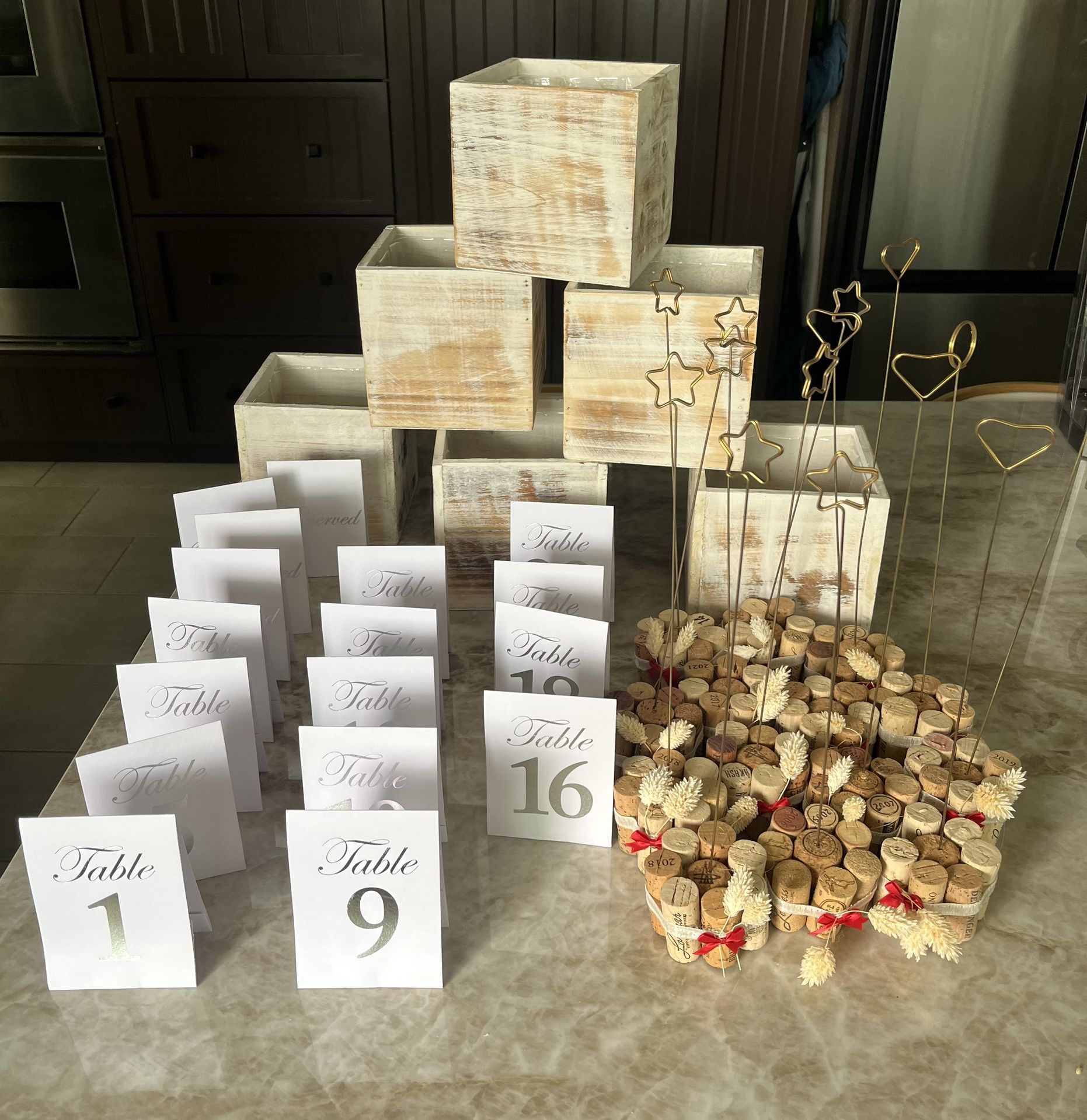 Party / Wedding Accessories Set