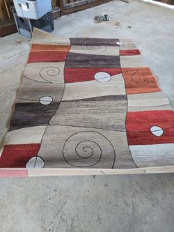 AREA RUG